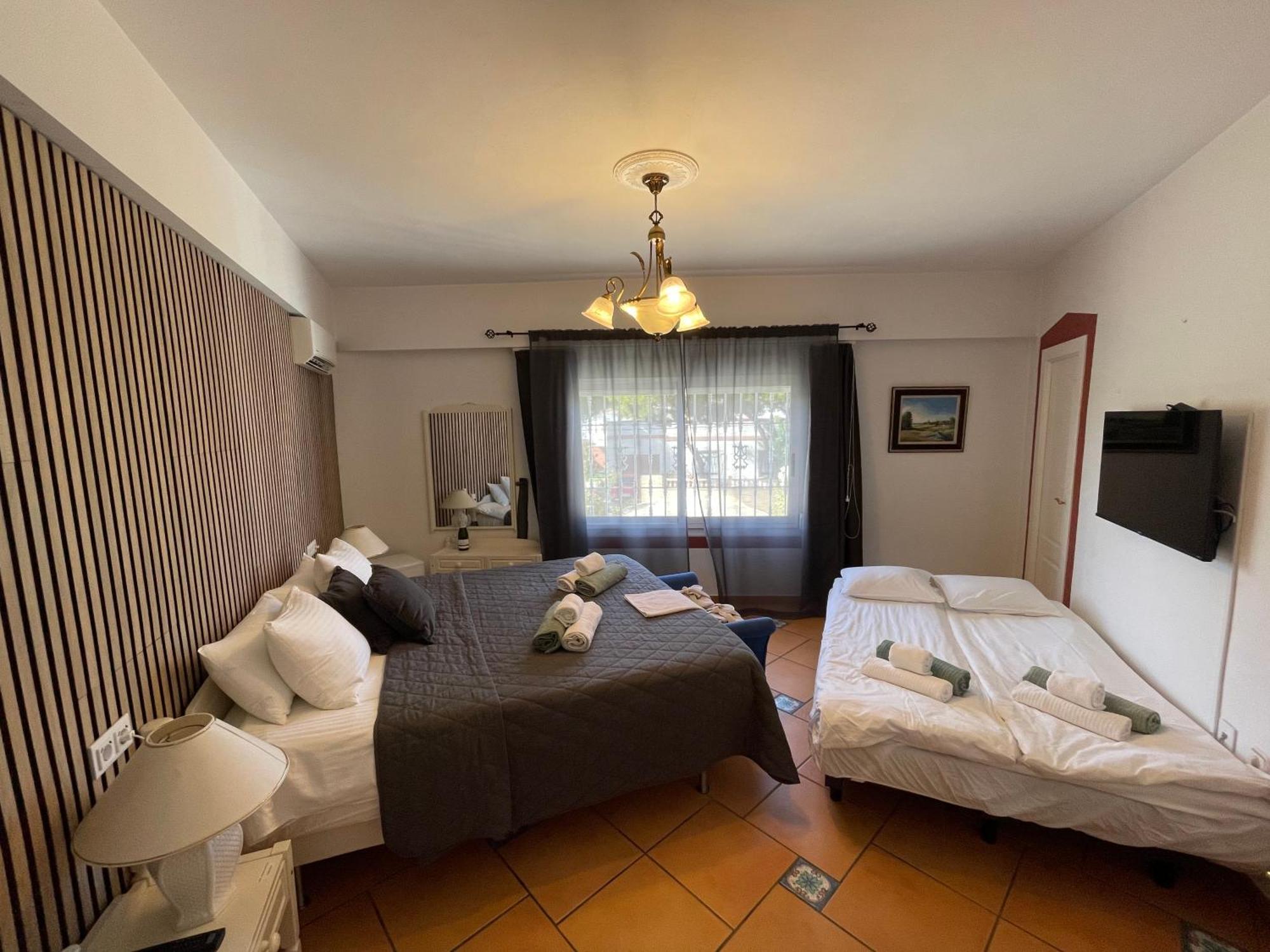 Bed and Breakfast Anna'S Garden à Torrevieja Chambre photo